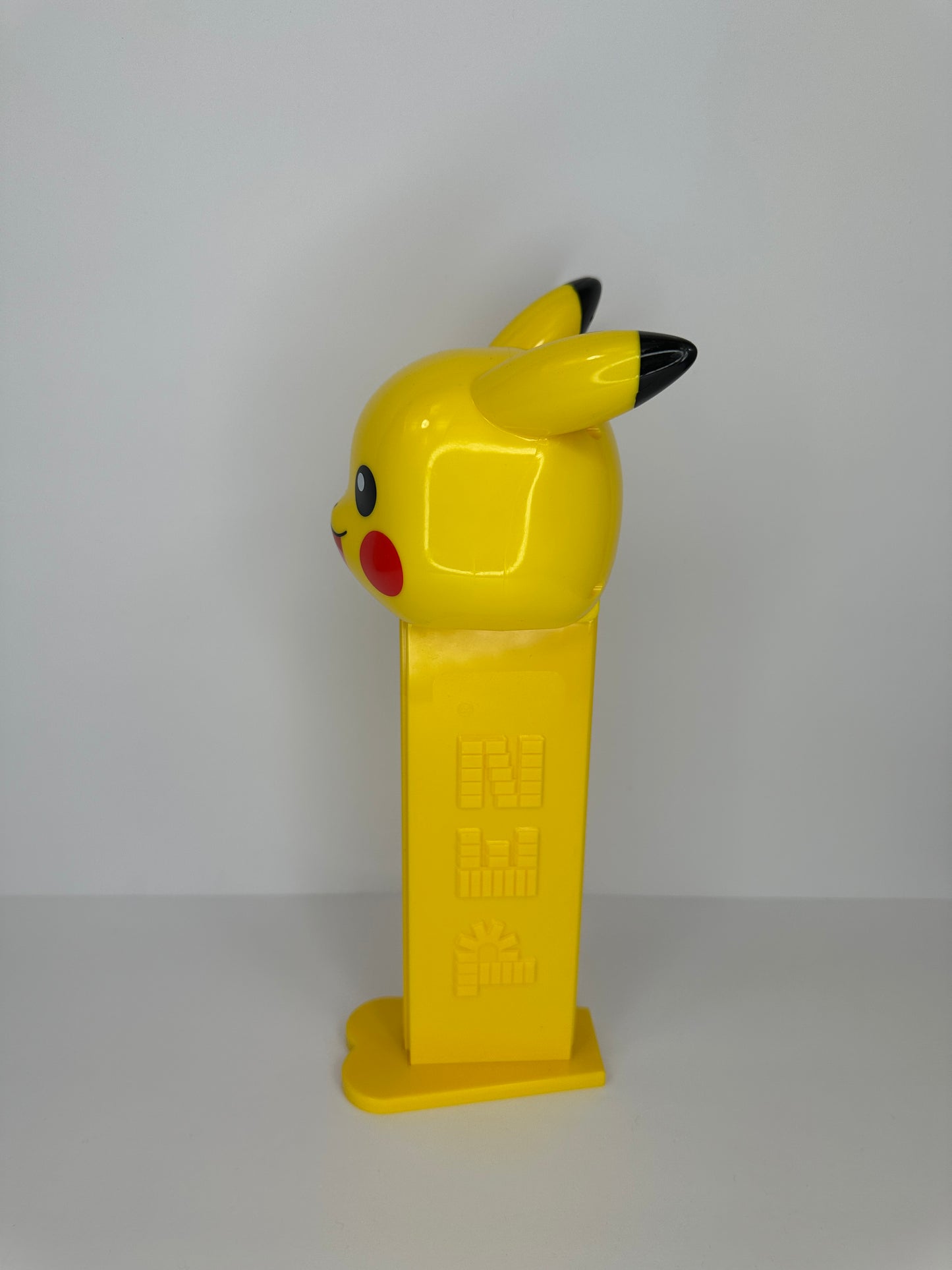 Pokémon Pikachu Giant PEZ