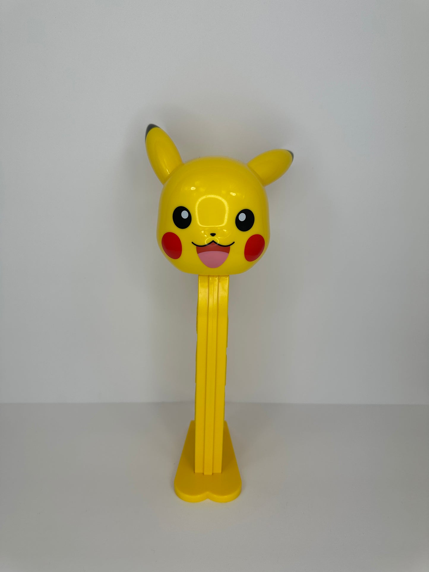 Pokémon Pikachu Giant PEZ