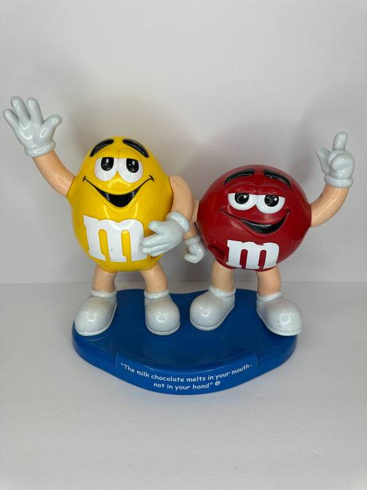 M&M’s Yellow and Red Waving